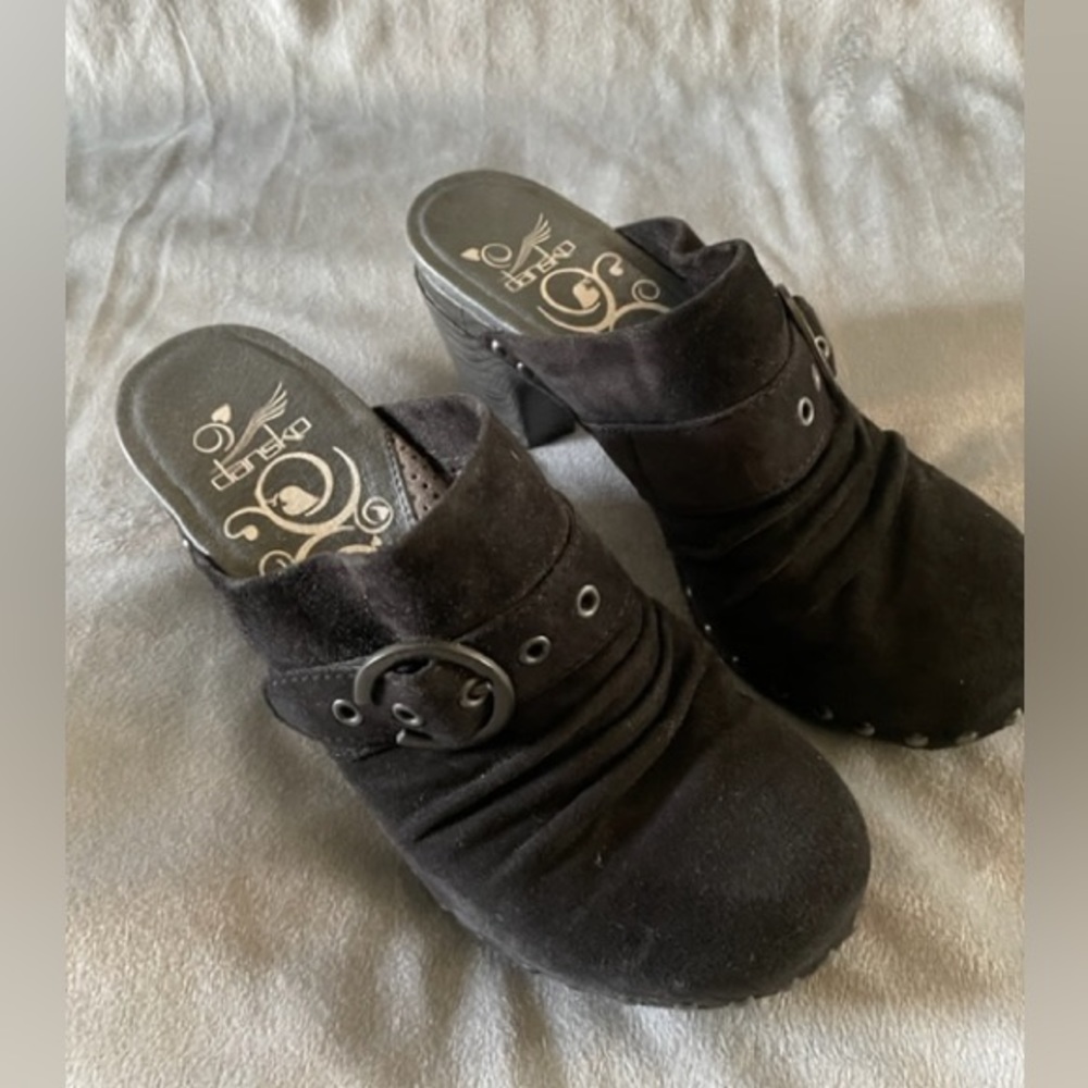 Dansko Nadine Black Suede Clog Heel, Women’s size 36, US 6
